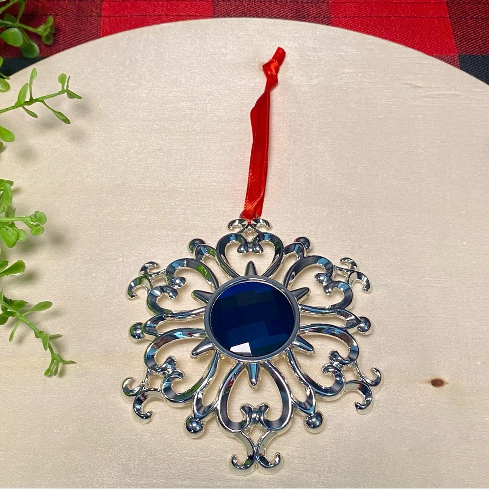 Lenox Silver and Blue Snowflake Ornament - Picture 2 of 5